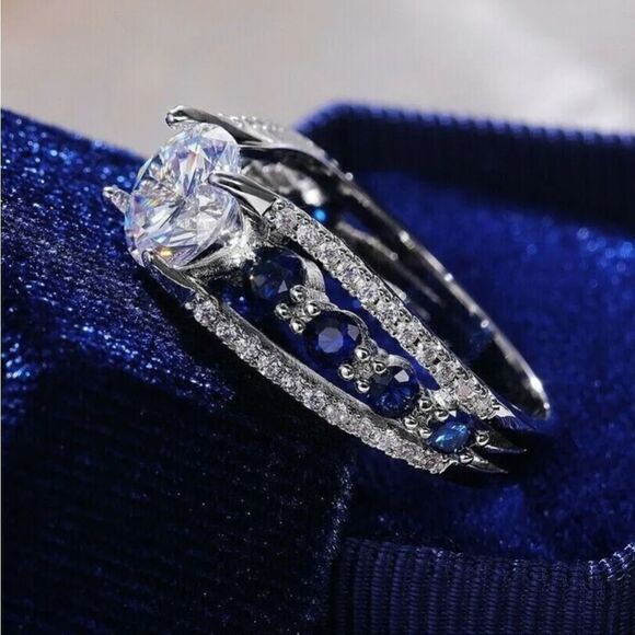 Blue Sapphire & Clear White Diamond Center Stone & Baguette Diamonds P - Picture 5 of 9